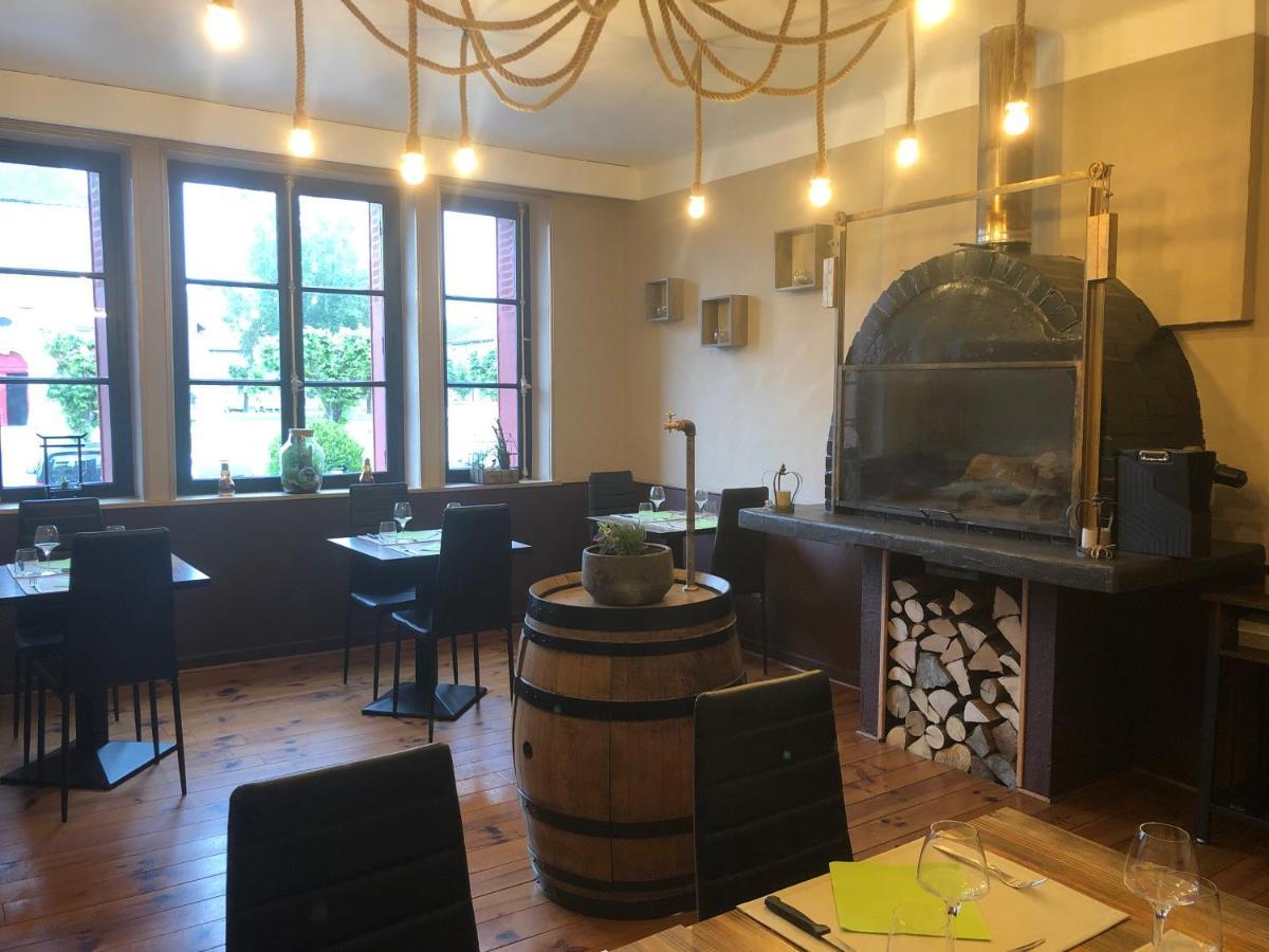 Hotel Du Grand Monarque Varennes-en-Argonne ภายนอก รูปภาพ